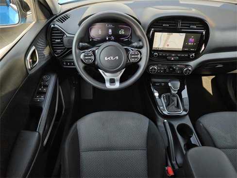 Certified 2023 Kia Soul S image 15