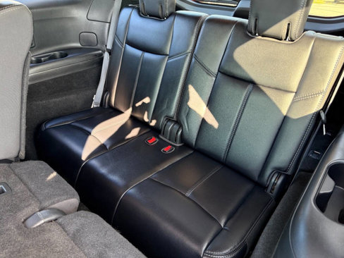Used 2020 Nissan Pathfinder SL image 12