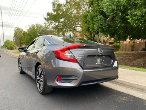 Used 2018 Honda Civic EX-T image 12
