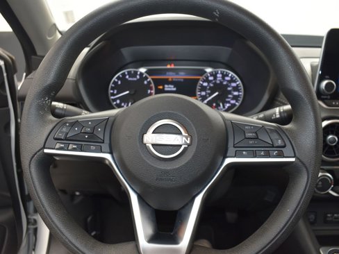Used 2024 Nissan Sentra SV image 28