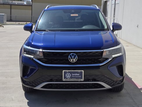 New 2024 Volkswagen Taos SE image 6