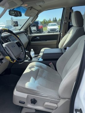 Used 2014 Ford Expedition XLT image 8