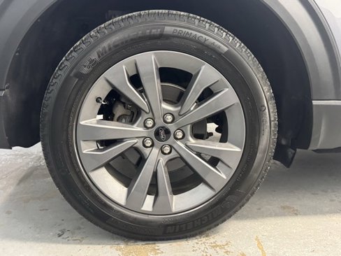 Used 2021 Ford Explorer XLT w/ XLT Sport Appearance Package image 42