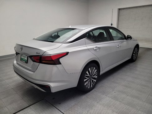 Used 2023 Nissan Altima 2.5 SV image 9