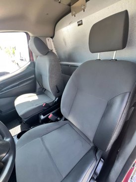 Used 2020 Nissan NV200 SV image 8