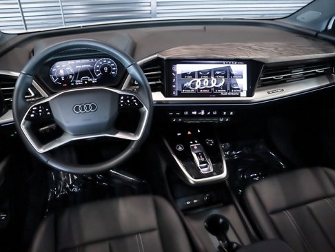 Certified 2023 Audi Q4 e-tron Premium Plus image 22
