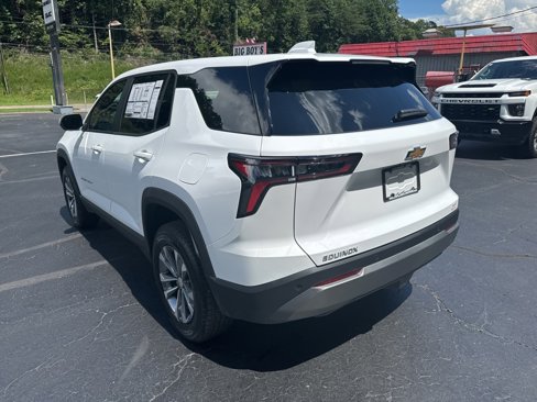 New 2026 Chevrolet Equinox LT image 2