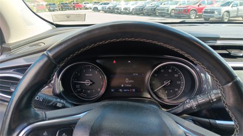 Used 2020 Buick Encore GX Select image 17