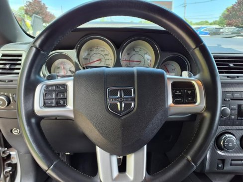 Used 2012 Dodge Challenger R/T Plus image 17