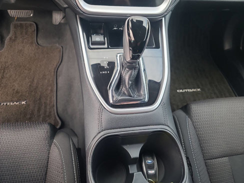 Used 2023 Subaru Outback Premium image 18