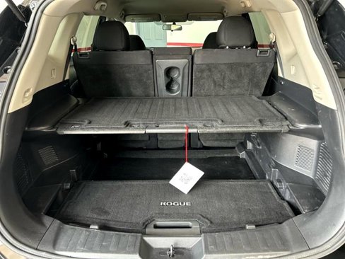 Used 2017 Nissan Rogue SV image 21