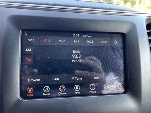 Used 2019 Jeep Cherokee Latitude w/ Popular Appearance Group image 19