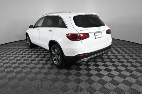 Used 2021 Mercedes-Benz GLC 300 image 4