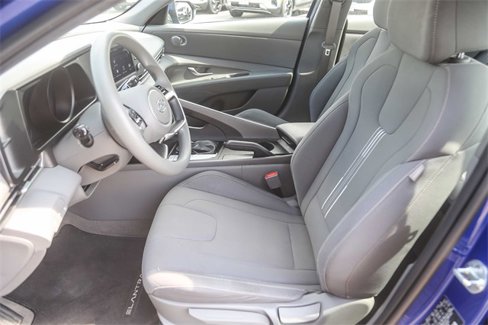 Used 2023 Hyundai Elantra SEL image 17
