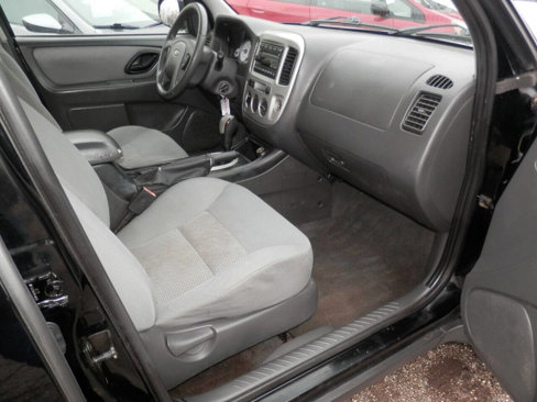 Used 2007 Ford Escape XLT image 24
