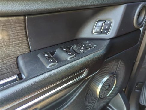 Used 2018 Ford Expedition Limited image 22