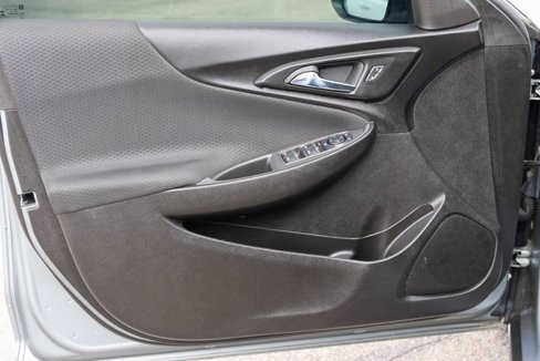 Used 2023 Chevrolet Malibu LS image 9