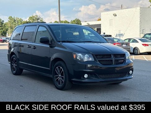 Used 2018 Dodge Grand Caravan GT image 2