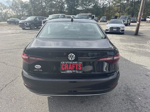 Used 2021 Volkswagen Jetta S image 4