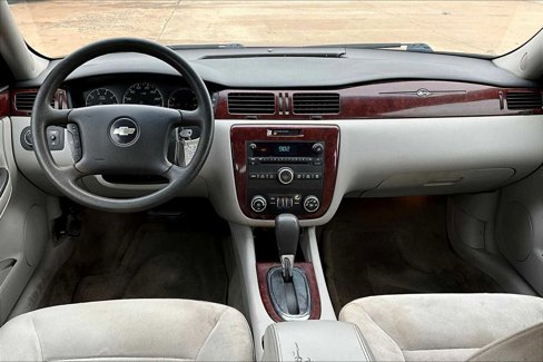 Used 2007 Chevrolet Impala LT image 14