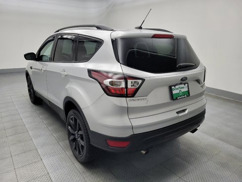 Used 2017 Ford Escape Titanium image 5