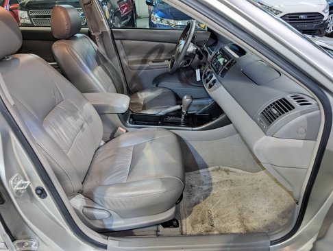 Used 2003 Toyota Camry LE image 29
