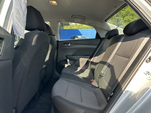 Used 2022 Hyundai Accent SEL image 18