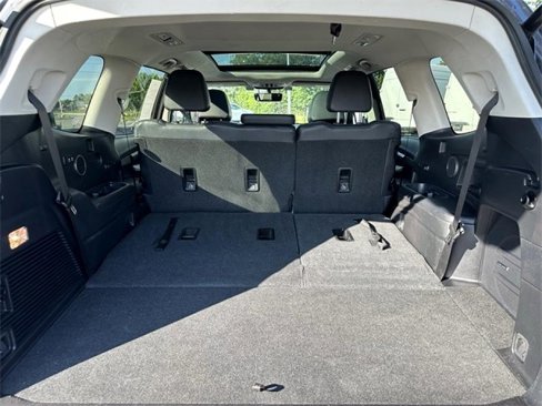 Used 2022 Subaru Ascent Limited w/ Technology Package image 6