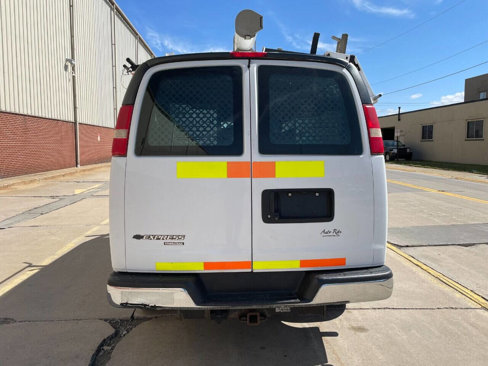 Used 2014 Chevrolet Express 2500 image 7