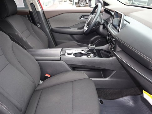 Certified 2023 Nissan Rogue S image 25