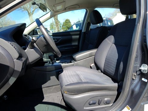 Used 2016 Nissan Altima 2.5 SV image 19