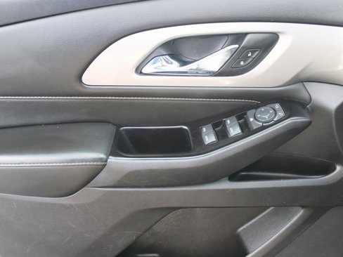 Used 2019 Chevrolet Traverse LT image 20