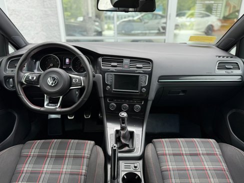 Used 2017 Volkswagen GTI S image 35