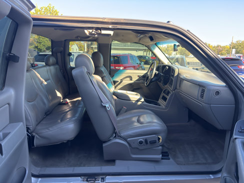 Used 2005 GMC Sierra 1500 SLT w/ Light Duty Power Package image 13