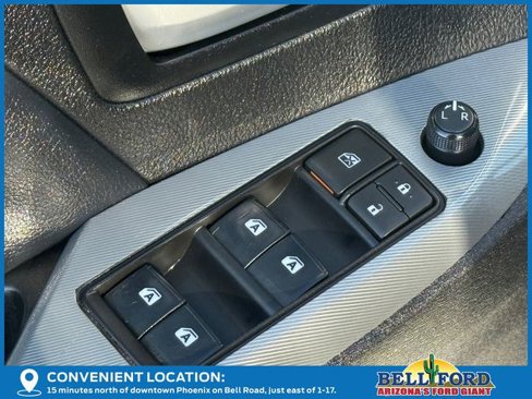 Used 2019 Toyota Sienna SE image 20