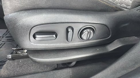 Used 2020 Chevrolet Equinox LT image 11