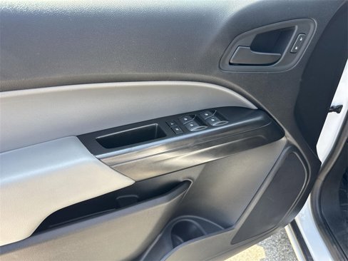 Used 2022 Chevrolet Colorado W/T w/ WT Convenience Package image 18