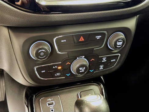 Used 2019 Jeep Compass Limited image 15