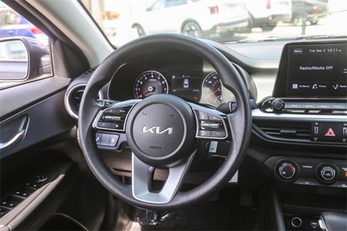Certified 2023 Kia Forte LXS w/ LXS Technology Package image 17
