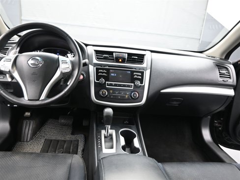 Used 2017 Nissan Altima 2.5 SR image 15