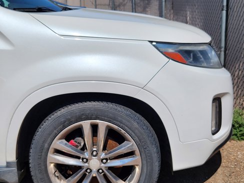 Used 2015 Kia Sorento SX image 6