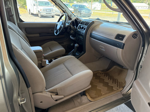 Used 2002 Nissan Frontier XE image 17