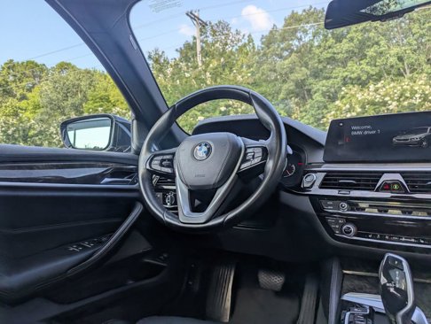 Used 2018 BMW 530i image 17