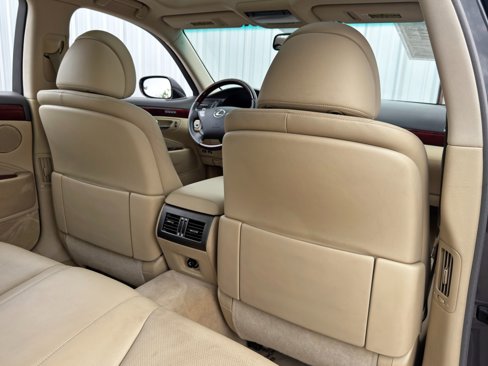 Used 2008 Lexus LS 460 image 32