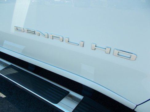 Certified 2020 GMC Sierra 3500 Denali w/ Denali Ultimate Package image 18