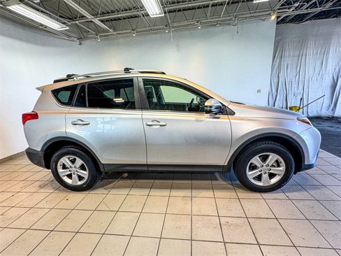 Used 2013 Toyota RAV4 XLE image 7