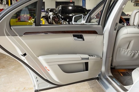 Used 2013 Mercedes-Benz S 550 image 38