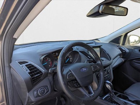 Used 2018 Ford Escape SEL w/ Ford Safe & Smart Package image 10