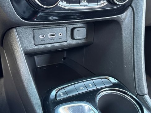 Used 2023 Buick Encore GX Preferred w/ Cold Weather Comfort Package image 15