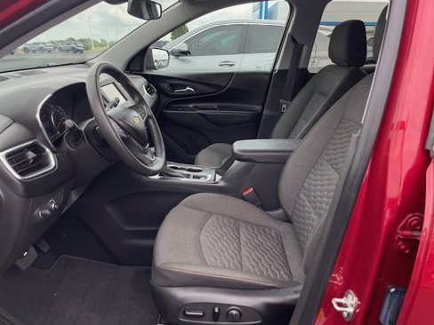 Used 2019 Chevrolet Equinox LT image 16